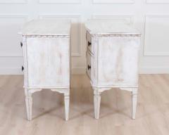 Pair of Italian Painted Neoclassical Commodes 20th Century - 4577570
