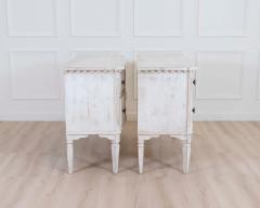 Pair of Italian Painted Neoclassical Commodes 20th Century - 4577641