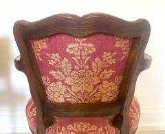 Pair of Italian Upholstered Crest Back Walnut Armchairs - 3557285