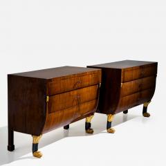 Pair of Italian Walnut Chests of Drawers Italy circa 1830 - 4426675