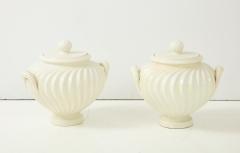 Pair of Italian ceramic decorate vases with lids - 855327