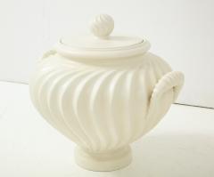 Pair of Italian ceramic decorate vases with lids - 855344