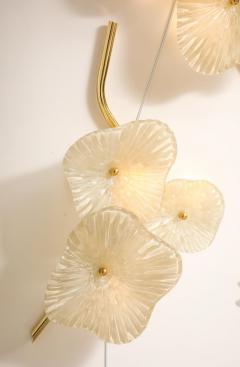 Pair of Ivory Murano Flower Glass and Brass Sconces Italy - 3581092