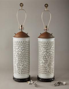 Pair of Japanese porcelain lamps - 4020822