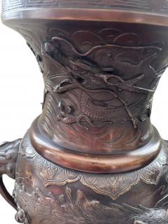 Pair of Japanese tall bronze floor vases with handles and bird relief - 4634241