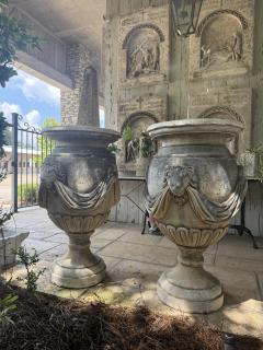 Pair of Large English 19th Century Urns from a Train Station - 4299207