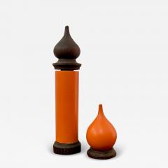 Pair of Laurids Lonborg salt pepper shakers in Rosewood and Orange Lacquer - 3966311