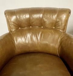 Pair of Leather Lounge Cigar Chairs Mid 20th Century Tuffted - 2899464