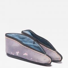 Pair of Lilac Plum Blossom Lotus Slippers - 4173733