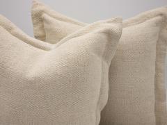 Pair of Linen Pillows - 2135047