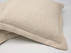 Pair of Linen Pillows - 2135050