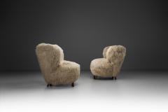 Pair of Longhair Easy Chairs Europe ca Mid 20th Century - 4415384