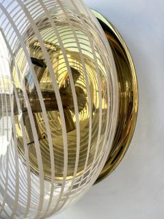 Pair of Lucite Spiral and Brass Sconces Italy 1970s - 4102465