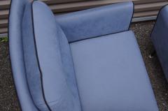 Pair of Mid Century American Lounge Chairs - 3182096