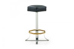 Pair of Mid Century American Polished Chrome Brass and Black Leather Barstools - 4172410