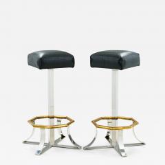 Pair of Mid Century American Polished Chrome Brass and Black Leather Barstools - 4219571