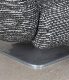 Pair of Mid Century Italian Space Age Armchairs - 4429998