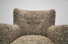 Pair of Mid Century Lounge Chairs in Sheepskin Europe Mid 20th Century - 4294571