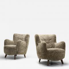 Pair of Mid Century Lounge Chairs in Sheepskin Europe Mid 20th Century - 4305724