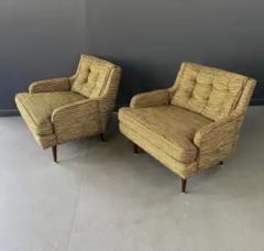 Pair of Mid Century Lounge Chairs with Walnut Legs in Original Beautiful Fabric - 3928522