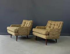 Pair of Mid Century Lounge Chairs with Walnut Legs in Original Beautiful Fabric - 3928528