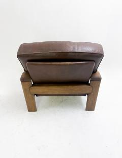 Pair of Mid Century Modern Armchairs in Leather Oak - 3150204