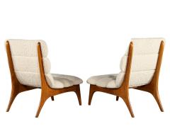 Pair of Mid Century Modern Danish Lounge Chairs in Boucle Fabric - 3265291