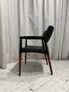 Pair of Mid Century Upholstered Armchairs - 4604341
