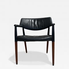 Pair of Mid Century Upholstered Armchairs - 4604594