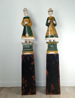 Pair of Ming Dynasty Court Figures on Lacquer Stands - 2562109