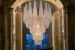 Pair of Modern Italian Murano Chandelier 52 Glass Petals Drop 1970s - 3868258