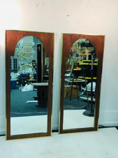 Pair of Modern Mirrors with Brass Interior Design - 885123