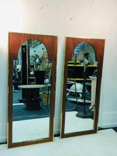 Pair of Modern Mirrors with Brass Interior Design - 885125