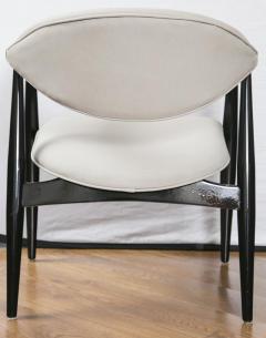 Pair of Modernist Armchairs - 874303