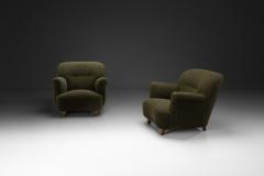Pair of Moss Green Armchairs Europe Mid 20th Century - 4556106