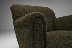 Pair of Moss Green Armchairs Europe Mid 20th Century - 4556121