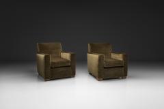 Pair of Moss Green Upholstered Club Chairs Europe First half of the 20th C - 4593149