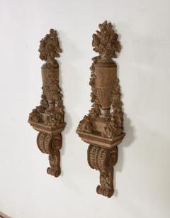 Pair of Neoclassical Carved and Painted Urns on Brackets - 3677323