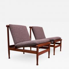 Pair of Petite Danish Modern Slipper Chairs in Teak and Gray Boucl  - 1802856