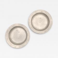 Pair of Pewter Plates 18th or 19th century - 3088568