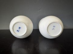 Pair of Porcelain Tea Cups by Park Young Sook - 4604632