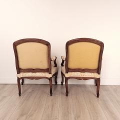 Pair of R gence Louis XV Walnut Armchairs France circa 1920 - 3882400