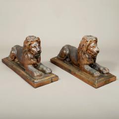 Pair of Recumbent Lions - 3943667