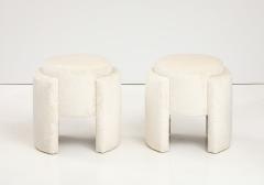 Pair of Round Sculptural Poufs or Stools in Ivory High Pile Velvet Italy 2024 - 3730807