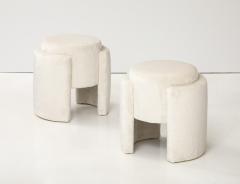 Pair of Round Sculptural Poufs or Stools in Ivory High Pile Velvet Italy 2024 - 3730815