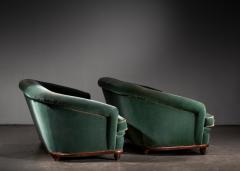 Pair of Scandinavian Modern sofas - 3699626