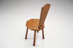Pair of Sculptural Patinated Oak Spinning Chairs Europe ca Early 20th Century - 3168810