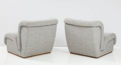 Pair of Slipper Lounge Chairs in Grey Boucle by Doimo Salotti Italy circa 1970 - 2600668