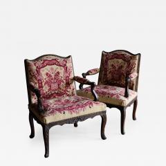 Pair of Small Early 18th Century Louis XV Open Armchairs - 562399