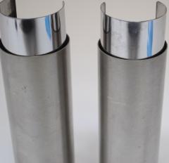 Pair of Small Italian Cylindrical Aluminum Bedside Lamps by Gaetano Missaglia - 3519247